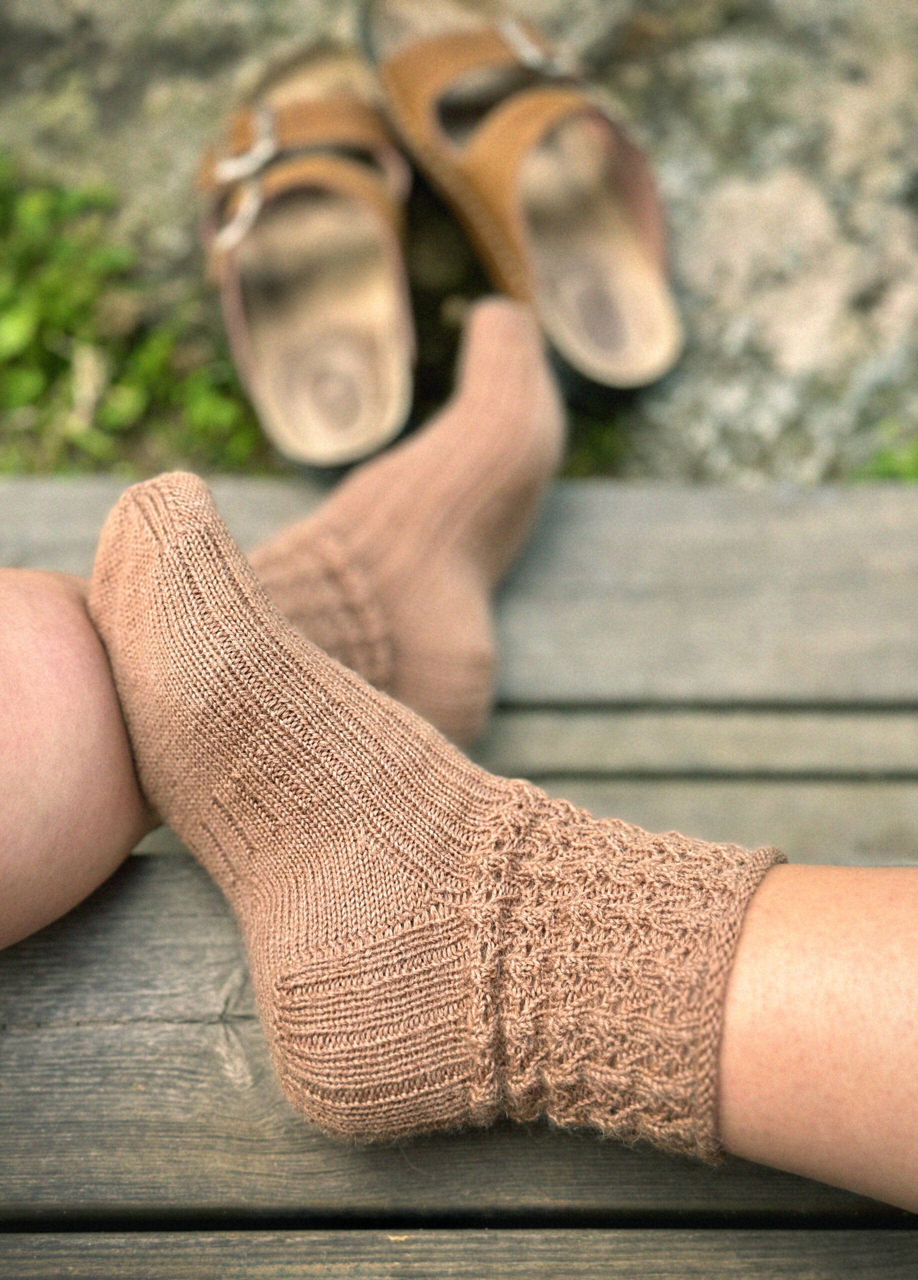 01sockan-skuttunge-tunt-sockgarn-maja-skapar