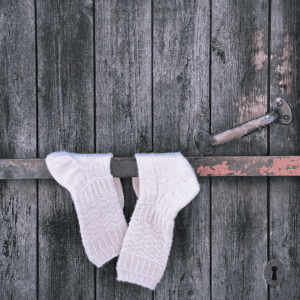 maja-skapar-maja-larsson-smedsmorasockan-sockmönster-design-stickning-stickmönster